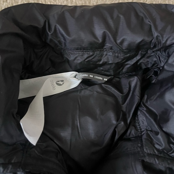 Oiselle Black Kara Puffer Shacket Sz XS - Picture 2 of 6